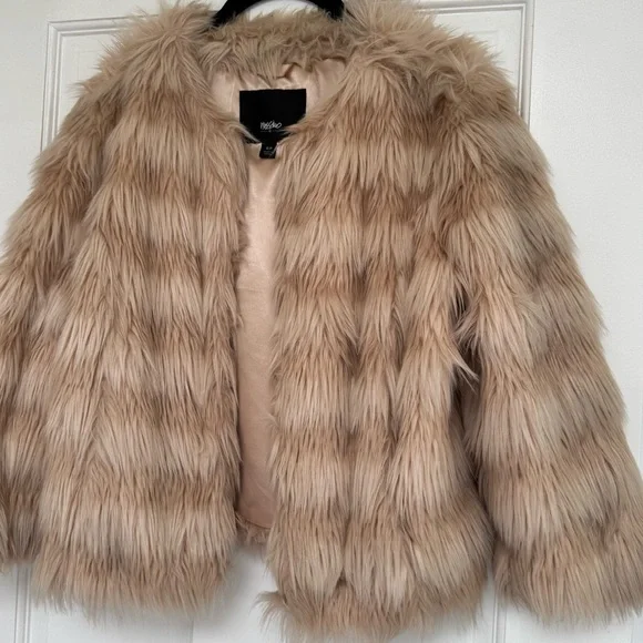 Mossimo Faux Fur Pink Jacket - Picture 5 of 16
